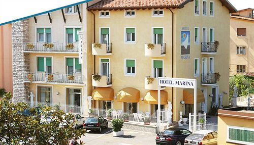 Hotel Marina Bardolino Bagian luar foto